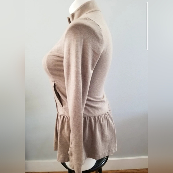 Cabi Weekend Topper Peplum Jacket Full Zip w/ Pockets Women's Sz XS Tan - Picture 3 of 6